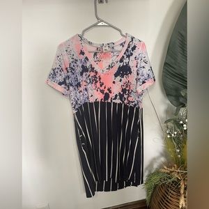 V neck  mini dress with pockets sew in love